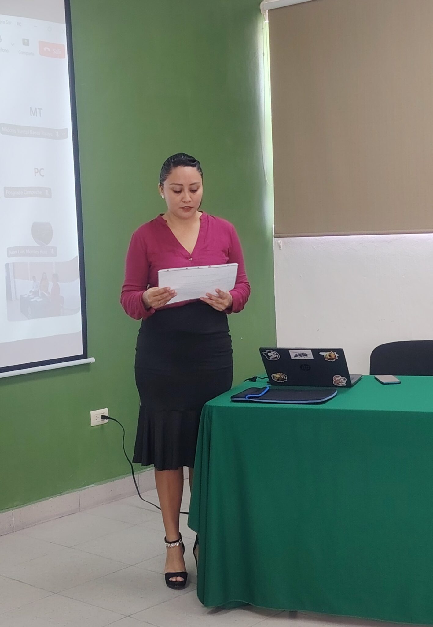 Midoris Yuntzil Baeza Toraya obtiene grado de Maestra en Ciencias con la tesis «Caracterización fisicoquímica de mieles de las comunidades mayas de la reserva de los Petenes, Campeche.