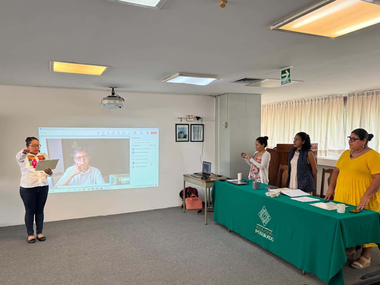 Karen Harumi Hernández Cruz obtiene el grado de Maestra en Ciencias con la tesis “Propagación in vitro de Ornithocephalus tripterus Schltr.,orquídea epífita miniatura”