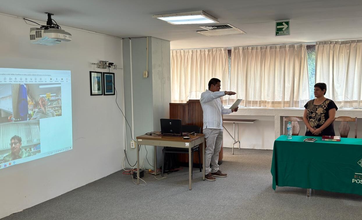 Alexander Lopez Roblero obtiene el grado de Doctor en Ciencias con la tesis “Metagenómica viral en agua residual y superficial como herramienta alternativa para la detección de virus de plantas”