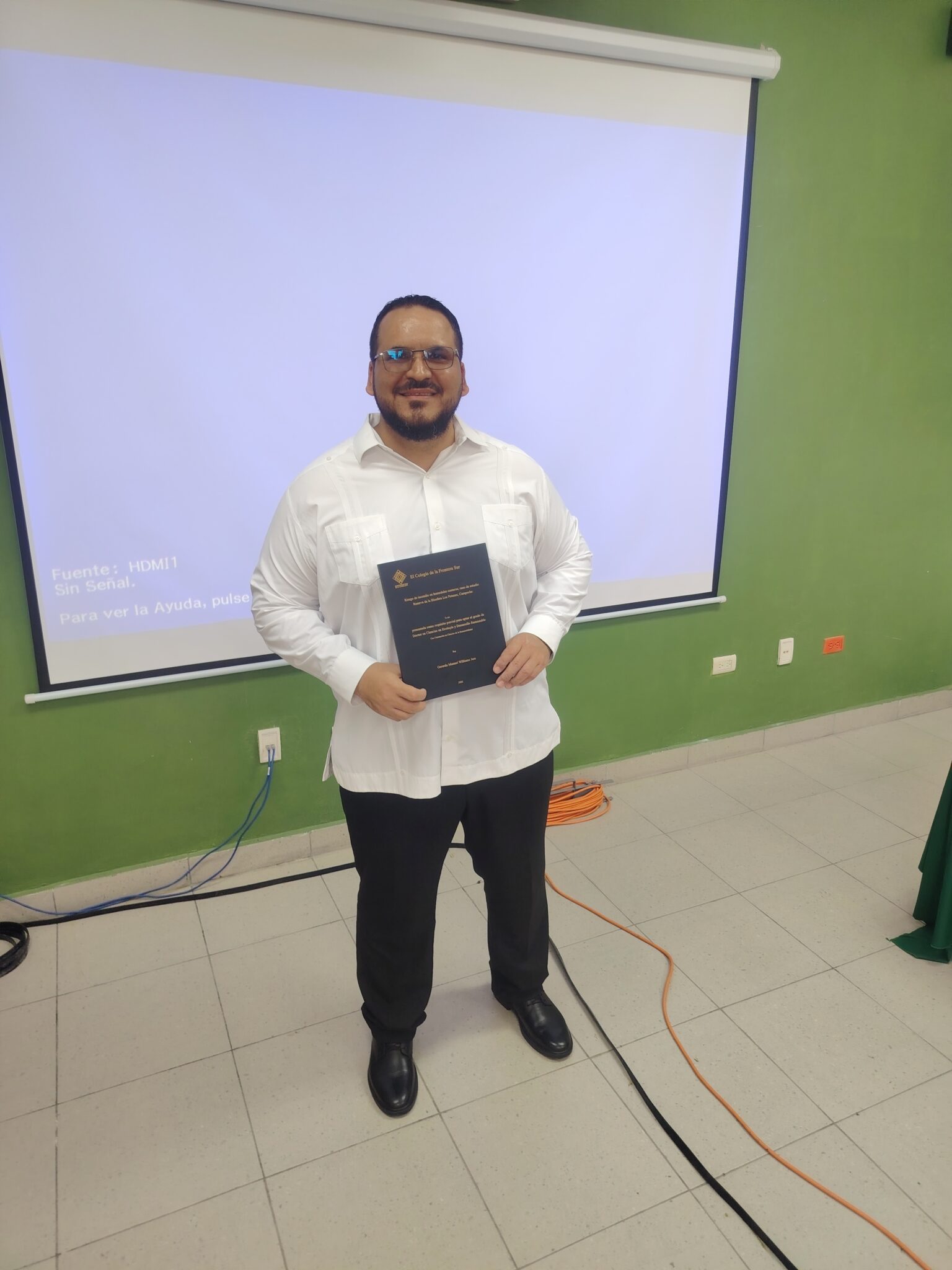 Gerardo Manuel Williams Jara obtiene grado de Doctor en Ciencias con la tesis Riesgo de incendio en humedales costeros; caso de estudio Reserva de la Biosfera Los Petenes, Campeche.