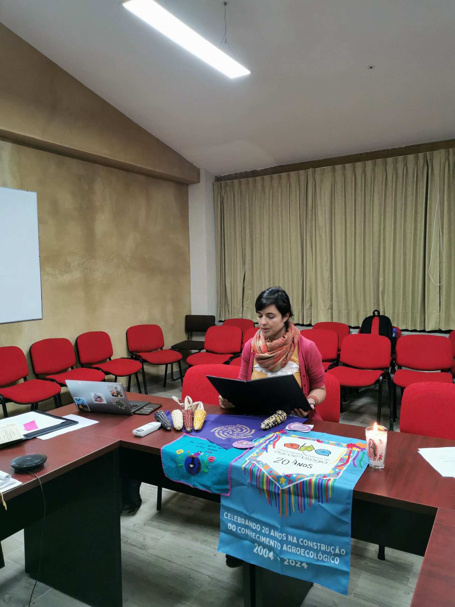 Graziela Freitas Dourado obtiene el grado de Doctora en Ciencias con la tesis denominada “Territorialización de la Agroecología: análisis de procesos agroecológicos de gran amplitud espacial y temporal en Brasil y México”