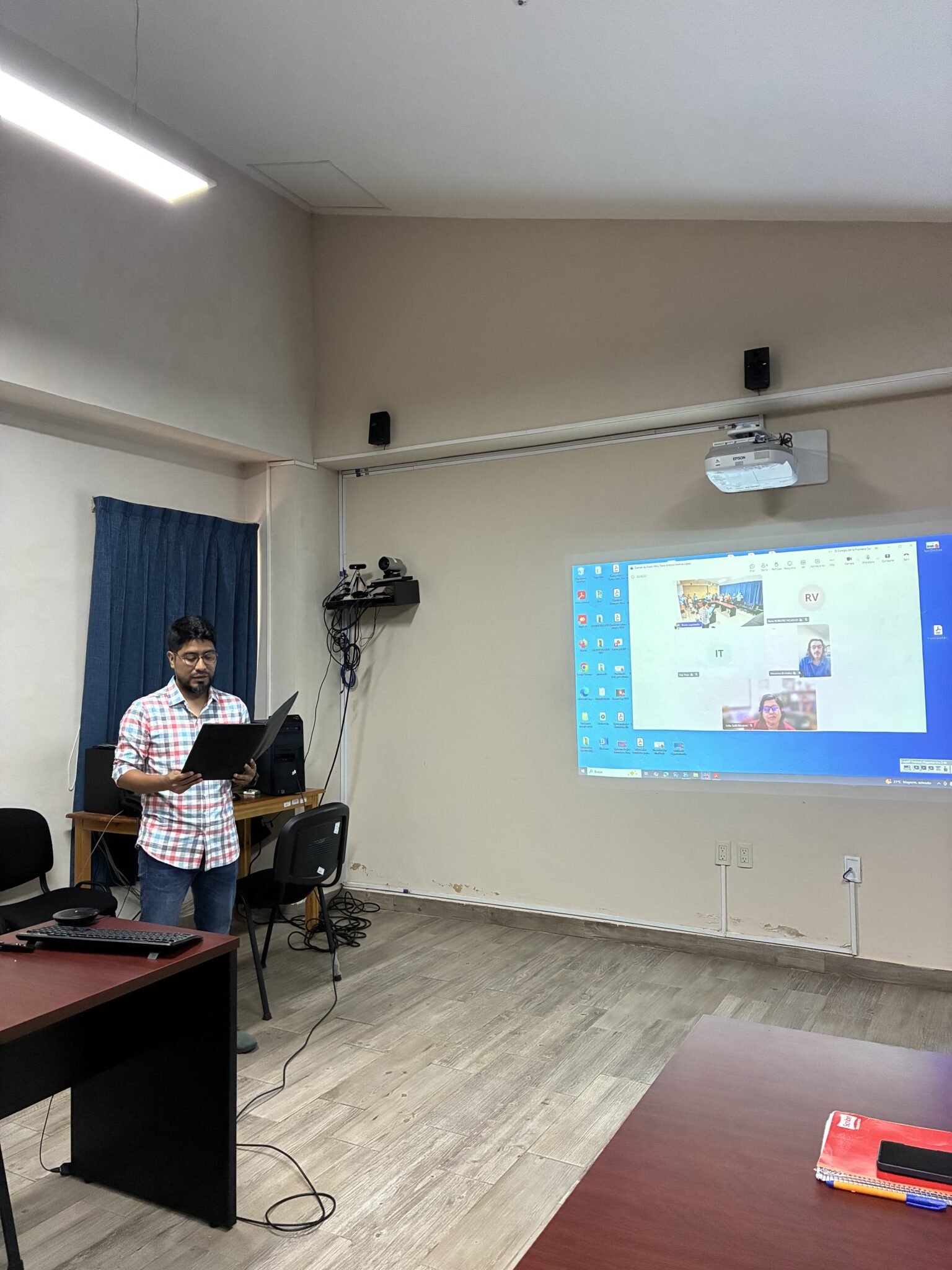 Derio Antonio Jiménez López obtiene el grado de Doctor en Ciencias con la tesis denominada “Biogeografía global de orquídeas: estructura geográfica y determinantes ambientales”