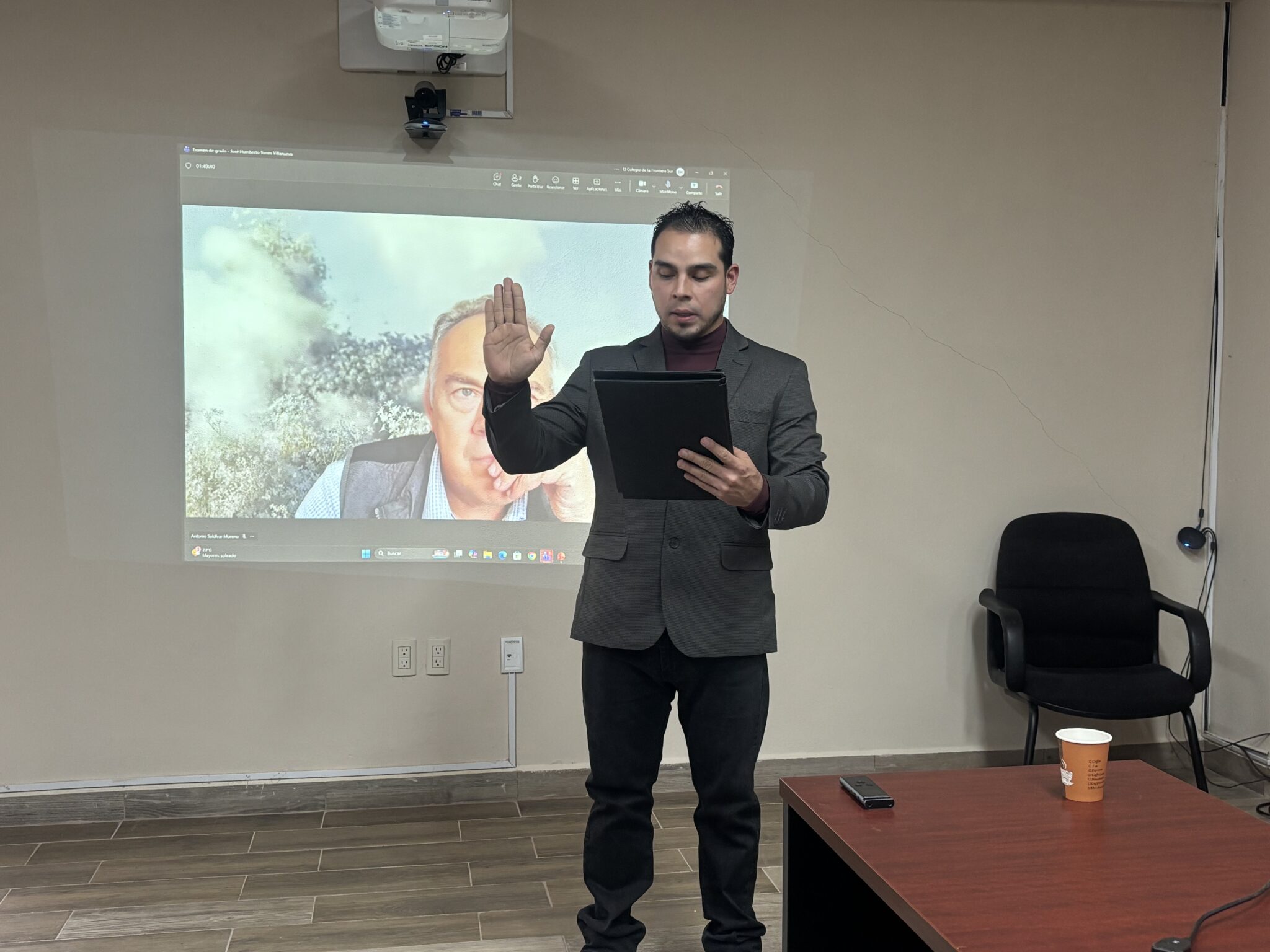 José Humberto Torres Villanueva obtiene el grado de Maestro en Ciencias con la tesis “Depresión, ansiedad y estrés postraumático en cuidadores familiares de infancias abusadas sexualmente en Chiapas, México”