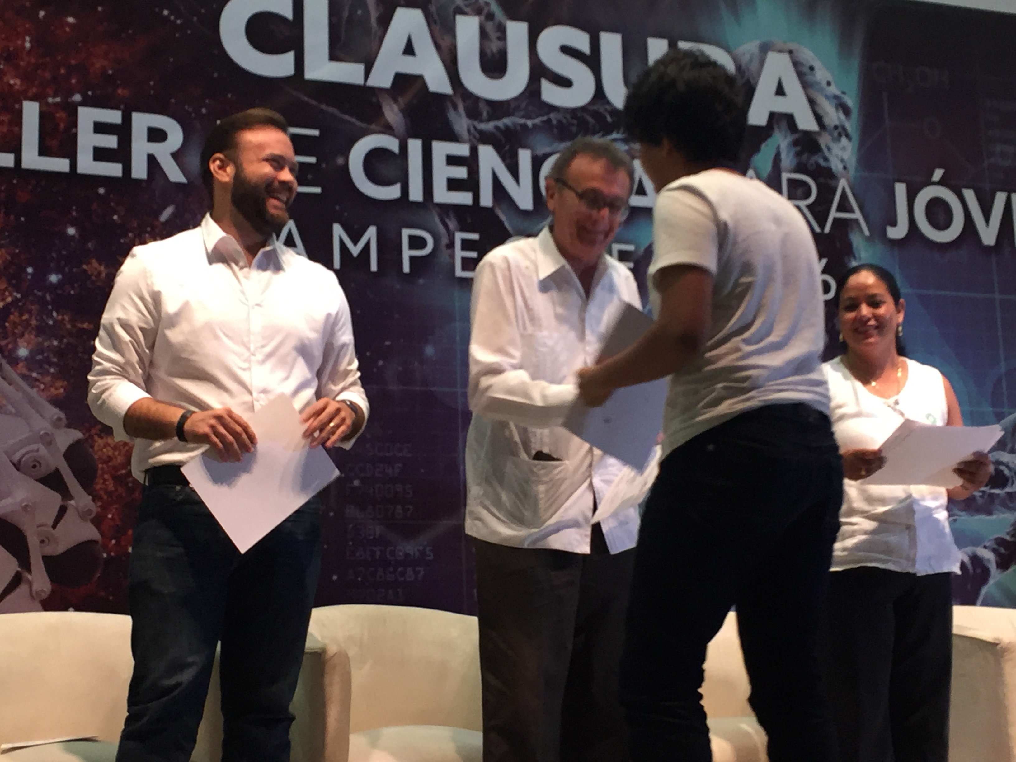 Clausuran Taller de Ciencia para Jóvenes Campeche 2016
