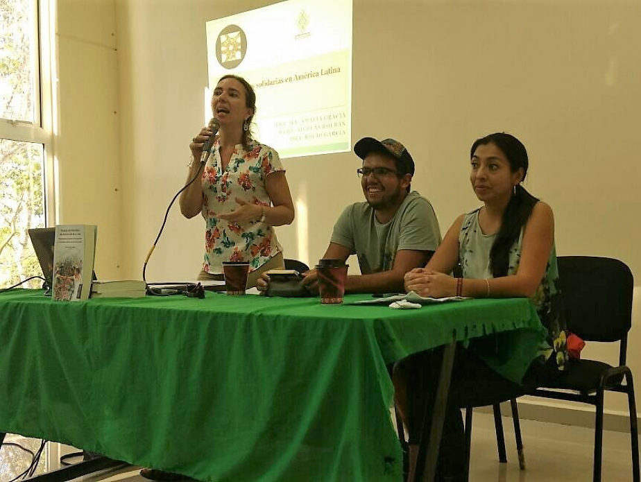 Realizan conversatorio sobre economías solidarias en América Latina en la UIMQROO