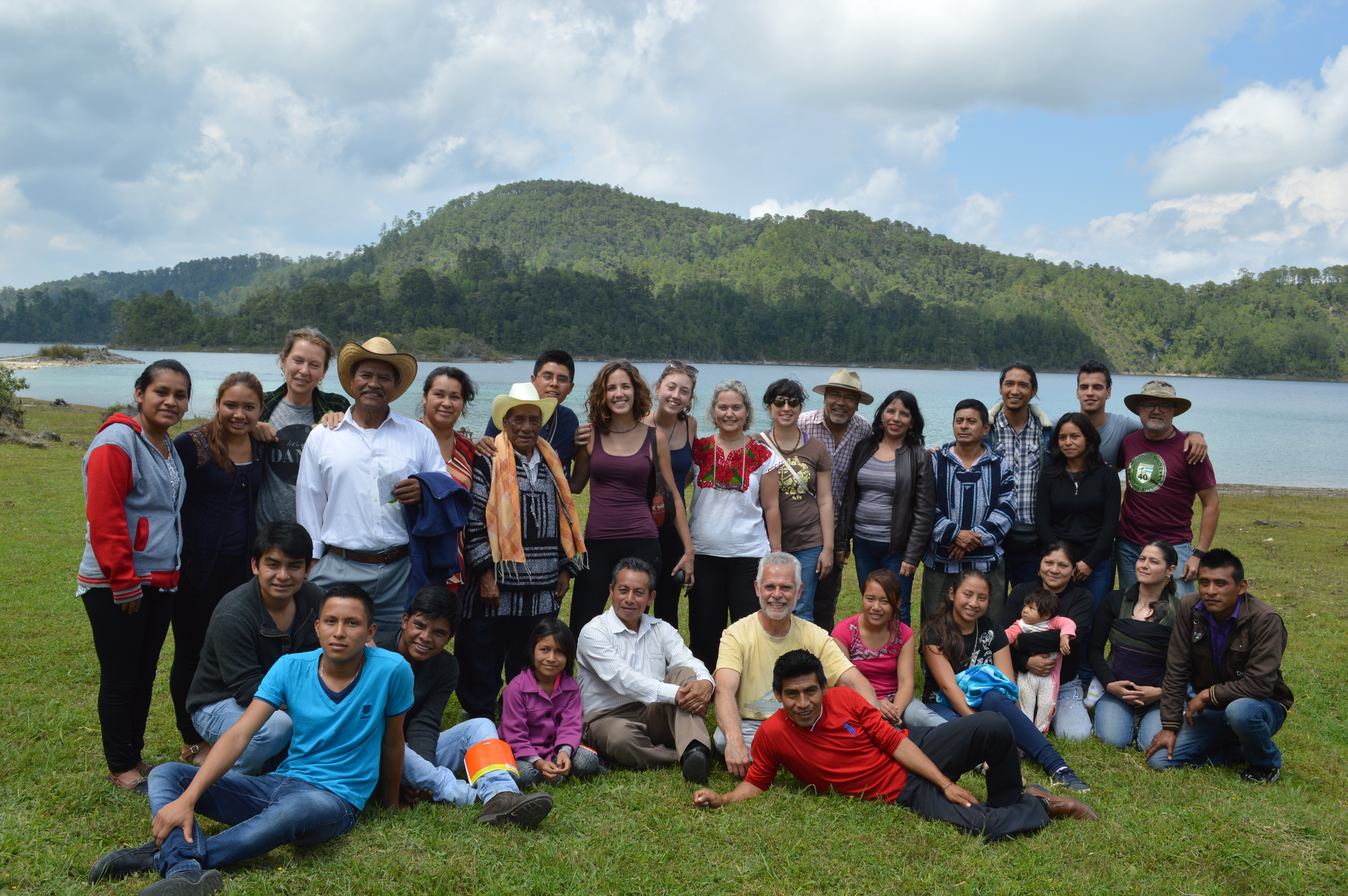 Realizan encuentro con pueblos ancestrales para analizar vulnerabilidad en el sureste mexicano desde las prácticas alternativas