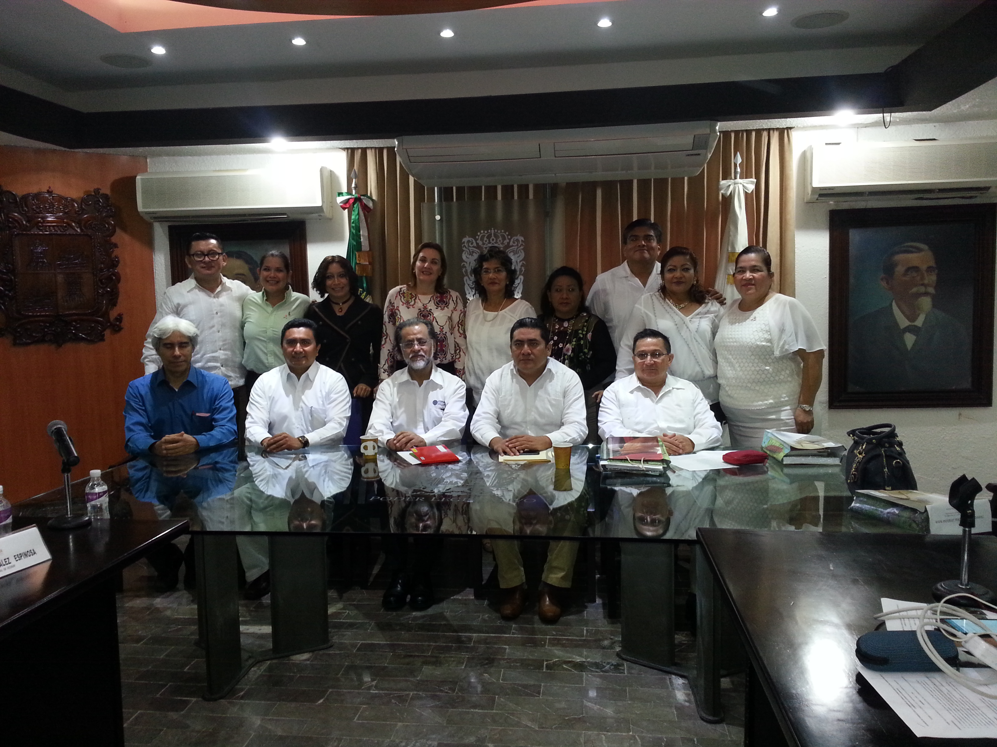 Se reúnen directivos de ECOSUR con legisladores del H. Congreso del Estado de Campeche