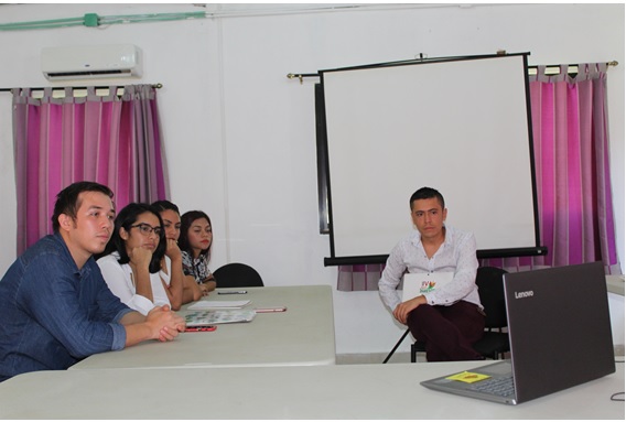 Estudiantes de la Universidad Popular de la Chontalpa en ECOSUR, Unidad Villahermosa