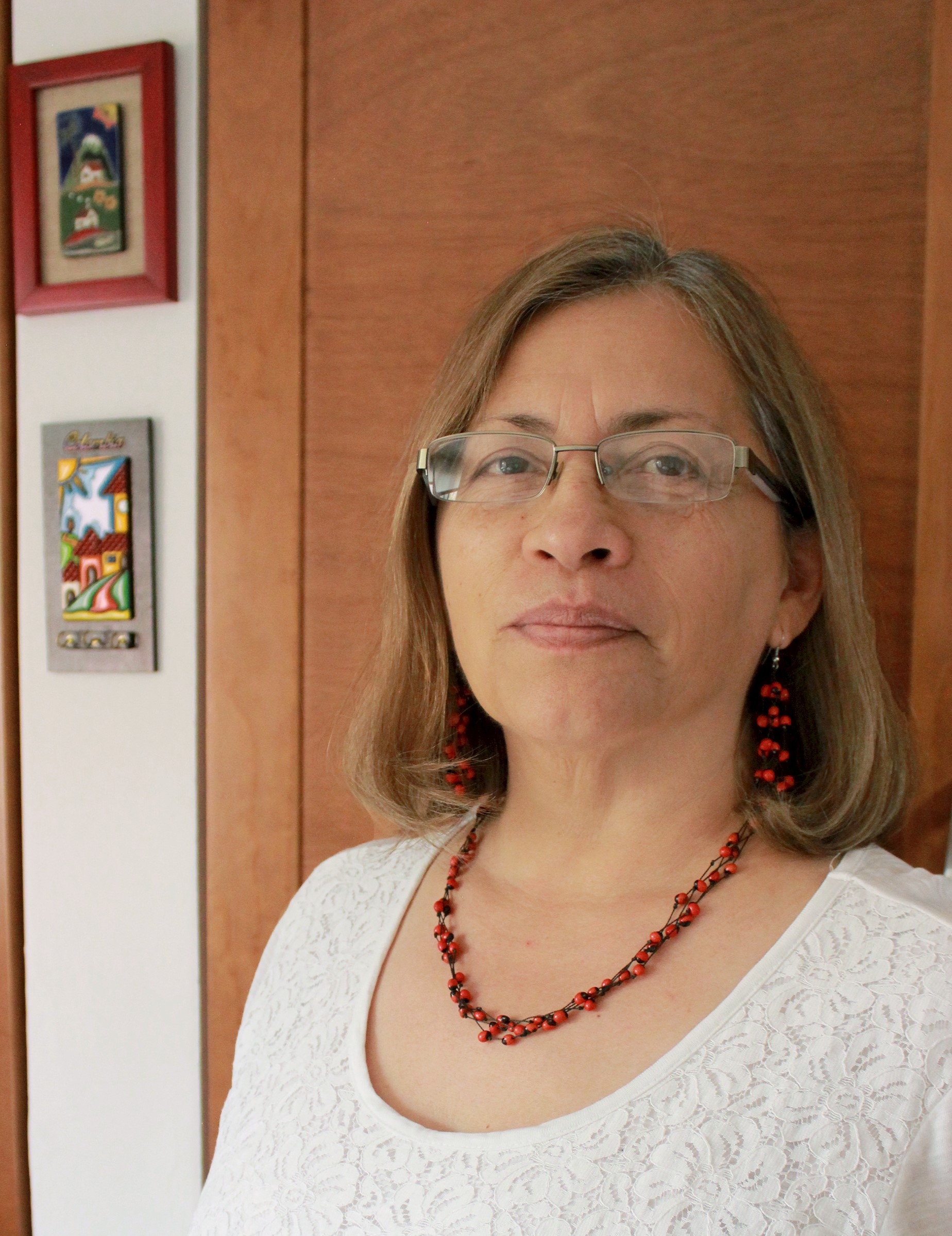 Martha Rojas Wiesner recibe reconocimiento del IMUMI