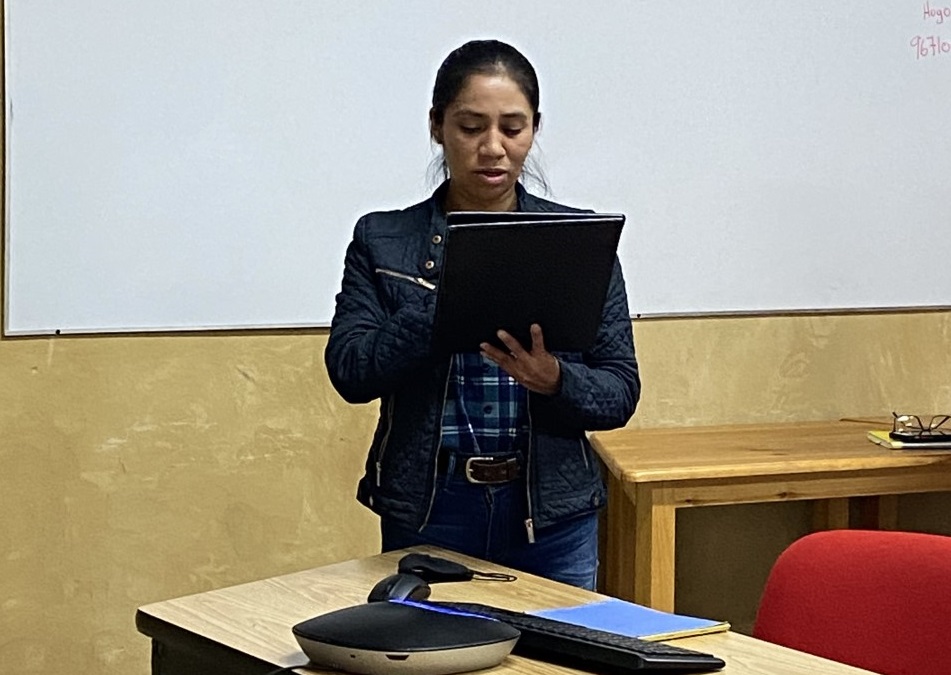 Ana Ruiz obtiene el grado de Maestra en Ciencias con tesis sobre diferenciación genética y fenotípica de especies de encinos en los Altos de Chiapas