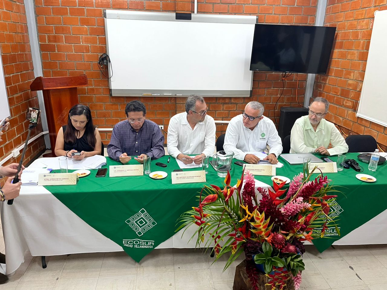 En  Tabasco, Conacyt, CCYTET, Ecosur y UJAT realizan el Foro “Beneficios de  la Iniciativa de Ley General en Materia de Humanidades, Ciencia,  Tecnología e Innovación”