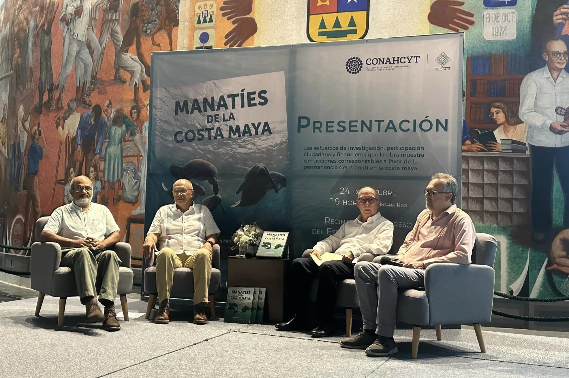 Presentan el libro Manatíes de la costa maya en el Congreso del Estado de Quintana Roo