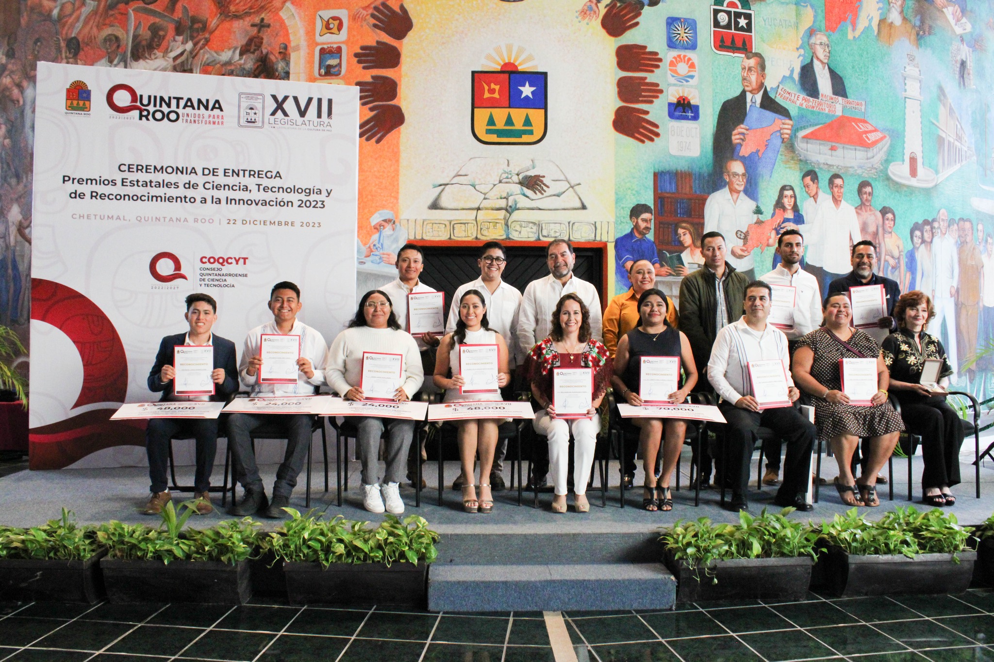 Egresado de ECOSUR recibe premio a la mejor tesis de maestría que otorga el Estado de Quintana Roo